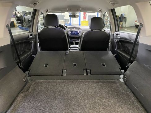 Used 2024 Volkswagen Tiguan Wolfsburg Edition image 43