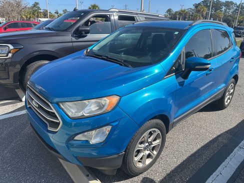Used 2018 Ford EcoSport SE w/ SE Convenience Package image 2