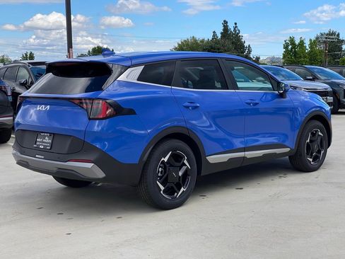 New 2026 Kia Sportage EX FWD image 3
