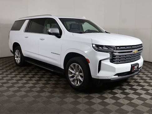 Used 2023 Chevrolet Suburban Premier AWD/4WD image 57