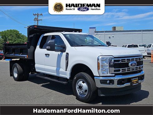 New 2025 Ford F350 XL w/ XL Chrome Package AWD/4WD image 1