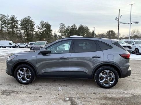 Used 2025 Ford Escape ST-Line w/ Tech Pack #1 image 9