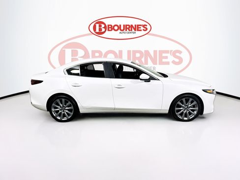 Used 2019 MAZDA MAZDA3 Sedan w/ Preferred Package FWD image 10