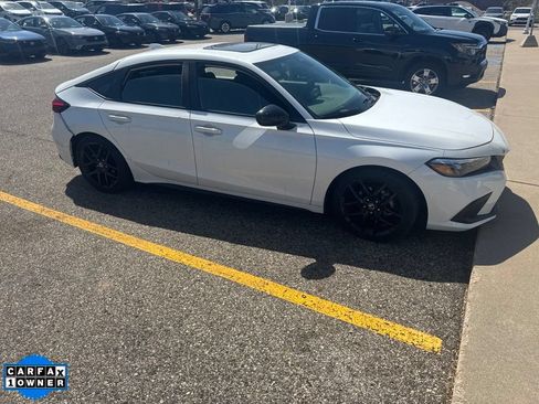Used 2023 Honda Civic Sport image 4