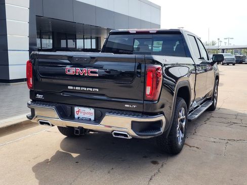 New 2026 GMC Sierra 1500 SLT w/ SLT Premium Plus Package image 4