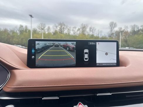 Used 2023 Genesis G80 2.5T image 16