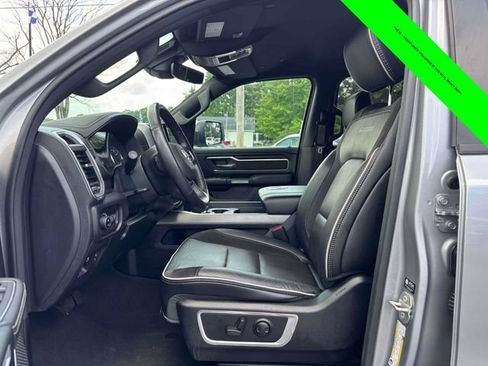 Used 2023 RAM 1500 Laramie AWD/4WD image 3