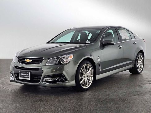 Used 2015 Chevrolet SS image 7