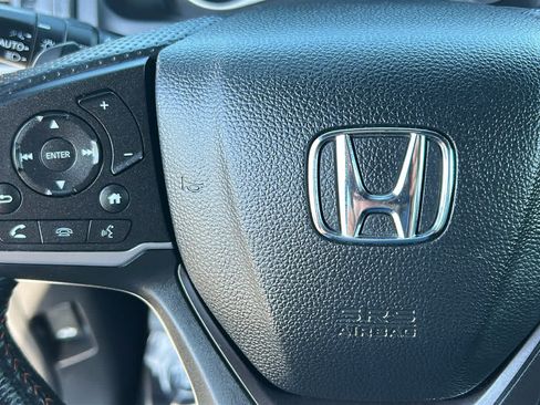 Used 2022 Honda Pilot TrailSport image 19