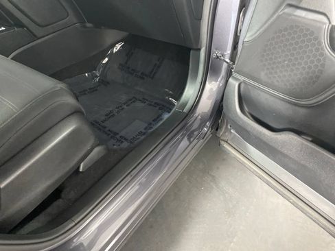 Used 2019 Honda CR-V EX image 33