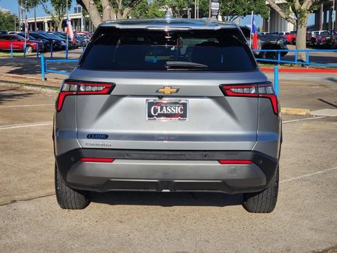 Certified 2025 Chevrolet Equinox LT w/ Safety and Technology Package FWD image 6