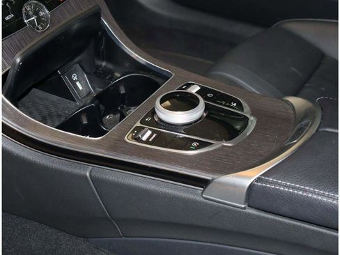 Used 2023 Mercedes-Benz C 300 Coupe image 11