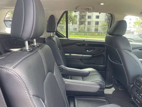 Used 2023 Honda Pilot EX-L image 9