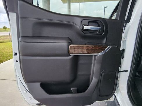 Used 2021 GMC Sierra 1500 Elevation w/ X31 Off-Road Package AWD/4WD image 14