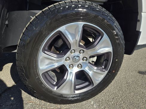 Used 2024 RAM 1500 Laramie image 22