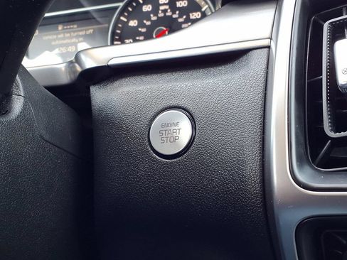 Certified 2023 Kia Sorento S FWD image 16