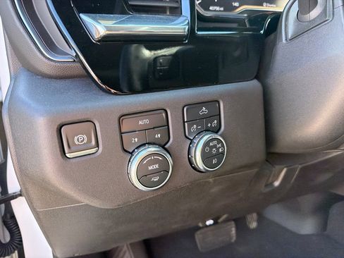 Used 2024 GMC Sierra 1500 Elevation AWD/4WD image 12