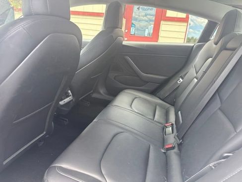 Used 2018 Tesla Model 3 Long Range RWD image 14