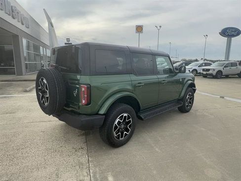 Used 2025 Ford Bronco Outer Banks image 4