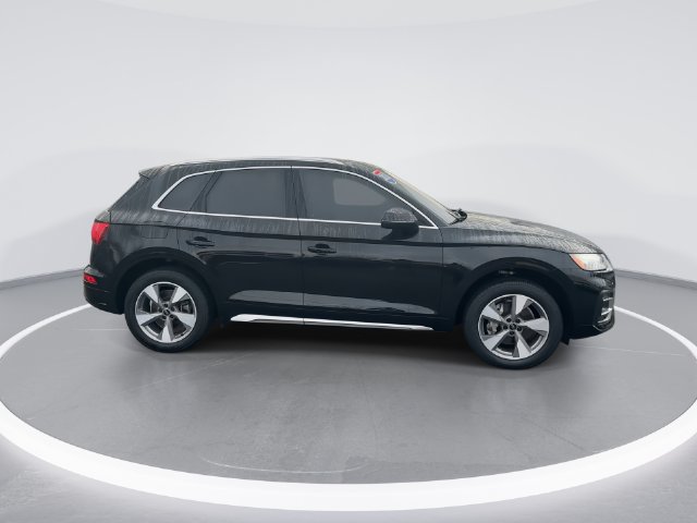 Used 2023 Audi Q5 2.0T Premium w/ Convenience Package AWD/4WD image 8