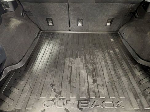 Used 2019 Subaru Outback 2.5i image 28