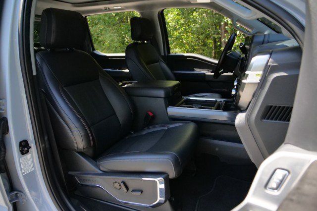 Used 2024 Ford F350 Lariat w/ Lariat Ultimate Package AWD/4WD image 54