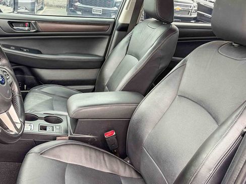 Used 2017 Subaru Legacy 2.5i Limited image 17