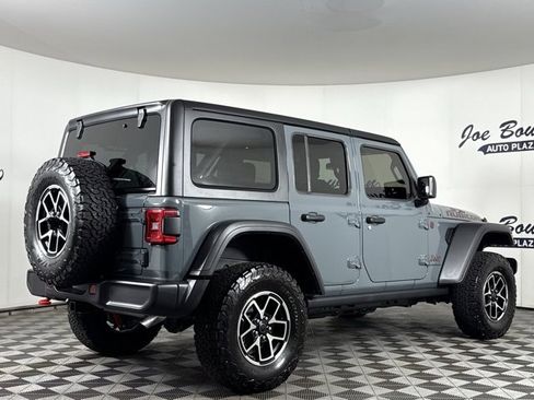 Used 2025 Jeep Wrangler Unlimited Rubicon image 7