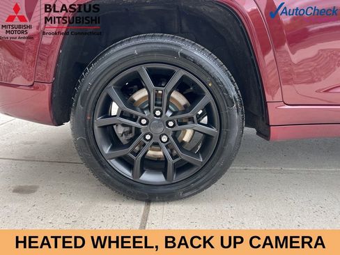 Used 2023 Jeep Grand Cherokee 30th Anniversary AWD/4WD image 6