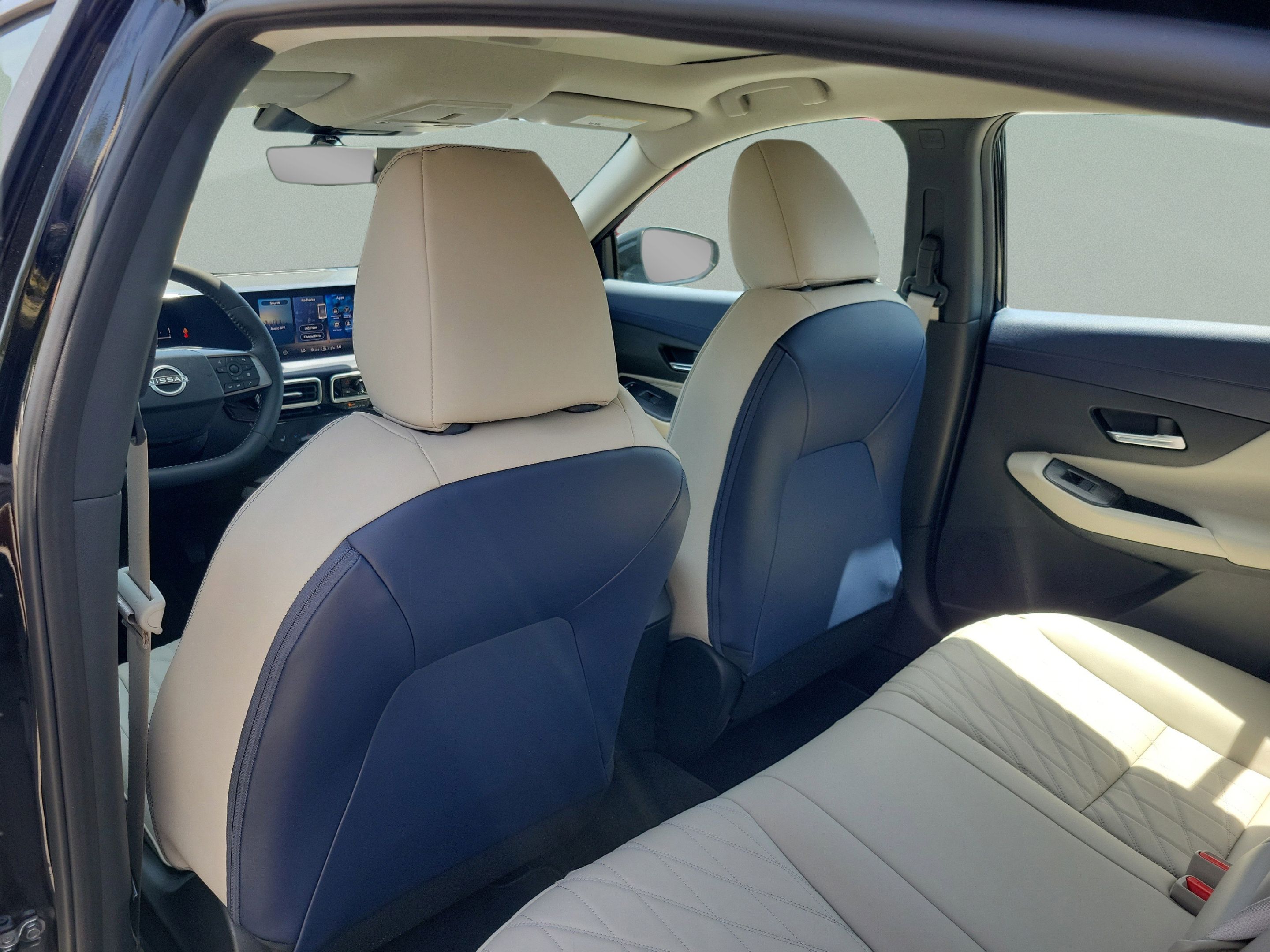 Used 2026 Nissan Sentra SL w/ Floor Mat Package FWD image 10