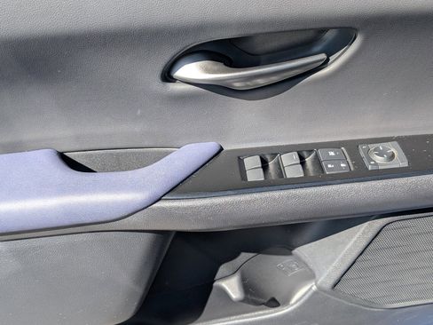 Used 2021 Lexus UX 250h w/ Premium Package image 15