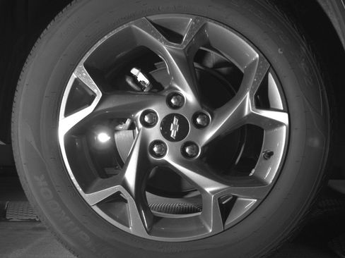 Used 2025 Chevrolet Trax LT w/ LT Convenience Package FWD image 15