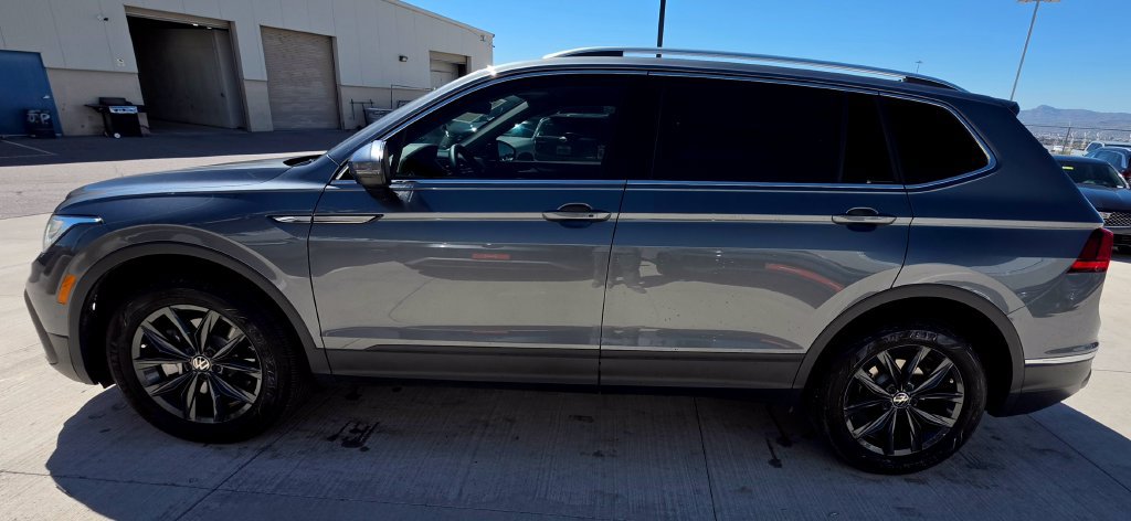 Used 2024 Volkswagen Tiguan SE FWD image 6