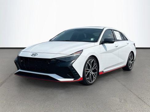 Used 2023 Hyundai Elantra N FWD image 3
