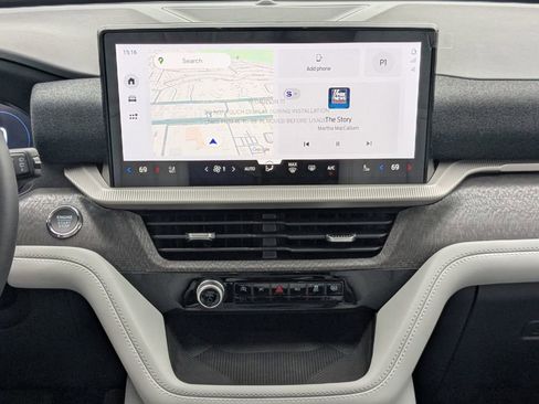 New 2026 Ford Explorer Platinum w/ LUX Leather Package image 18