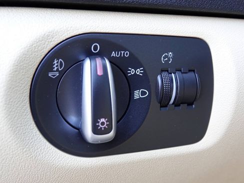 Used 2012 Audi A3 TDI Premium Plus w/ Premium Plus Package FWD image 83