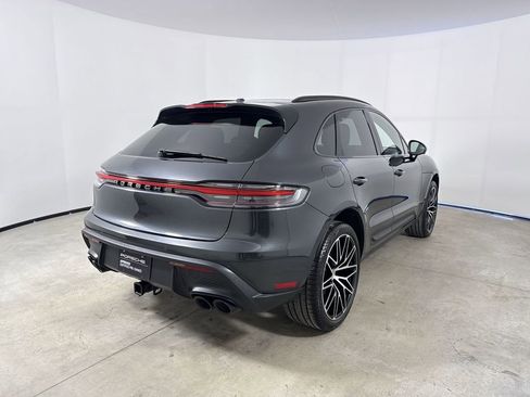 Certified 2024 Porsche Macan Turbo image 7