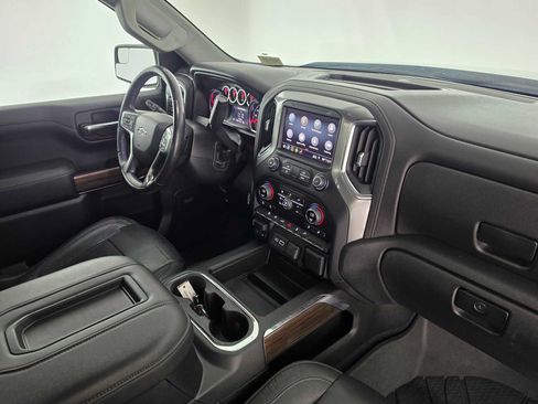 Used 2019 Chevrolet Silverado 1500 LT Trail Boss AWD/4WD image 11