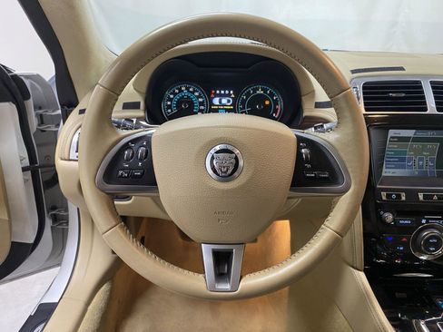 Used 2013 Jaguar XK Coupe RWD image 10