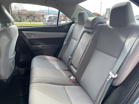 Used 2016 Toyota Corolla LE image 10