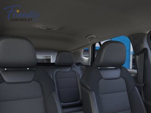 New 2026 Chevrolet Trax LT w/ LT Convenience Package FWD image 25