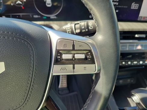 Used 2025 Kia Telluride SX Prestige image 20