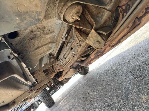 Used 1989 Ford F250 4x4 Regular Cab image 19