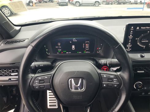 Used 2024 Honda Accord Sport image 18