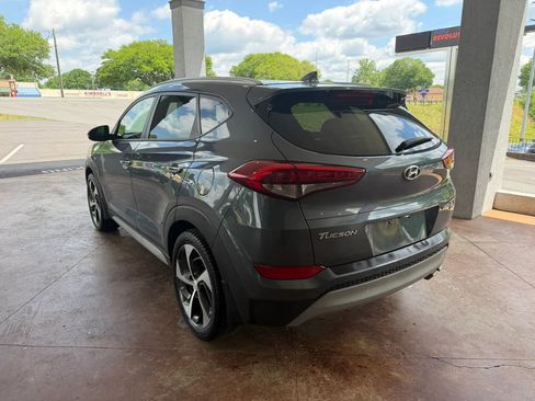 Used 2017 Hyundai Tucson Limited AWD/4WD image 4