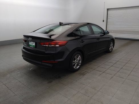 Used 2017 Hyundai Elantra SE w/ SE A/T Tech Package 03 FWD image 9