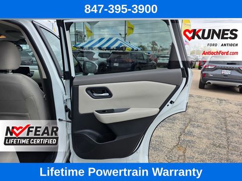 Used 2025 Nissan Rogue SV AWD/4WD image 24