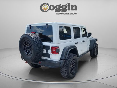 Used 2022 Jeep Wrangler Unlimited Sport image 3