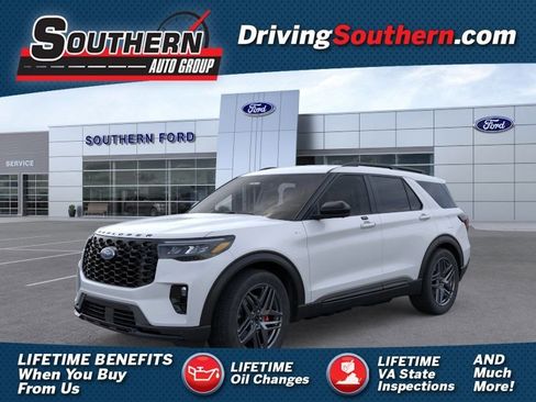 New 2026 Ford Explorer ST-Line w/ ST-Line Street Pack AWD/4WD image 1