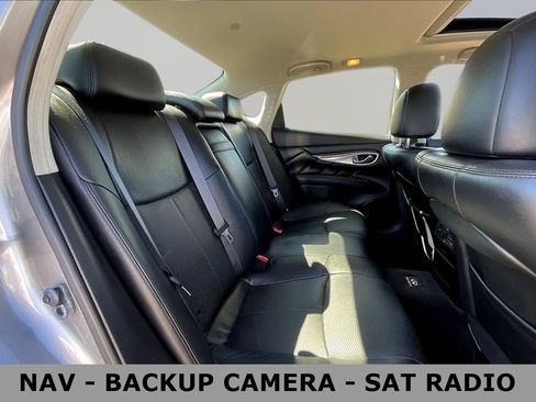 Used 2013 INFINITI M37 x w/ Premium Pkg AWD/4WD image 25